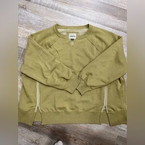 American Eagle crew neck